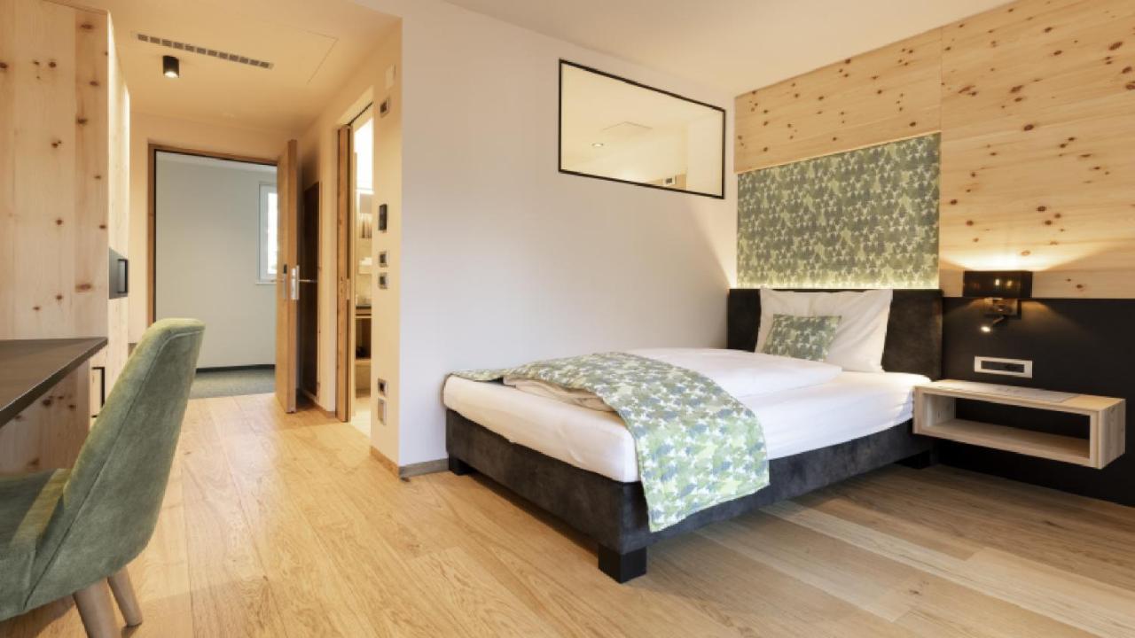 Cityhotel Goldener Adler B&B К'юза Екстер'єр фото
