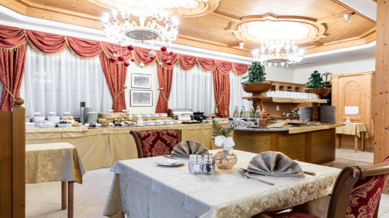 Cityhotel Goldener Adler B&B К'юза Екстер'єр фото