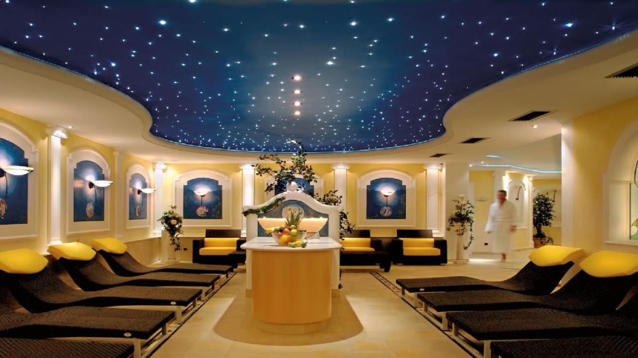 Cityhotel Goldener Adler B&B К'юза Екстер'єр фото
