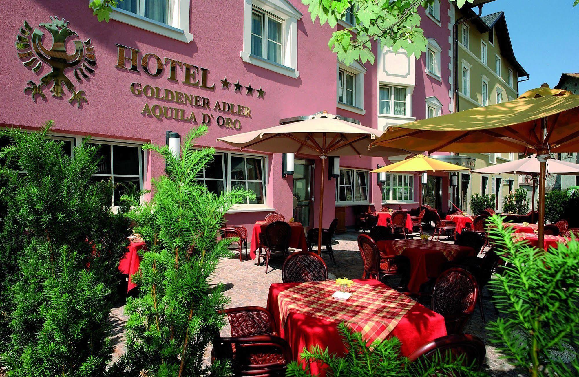 Cityhotel Goldener Adler B&B К'юза Екстер'єр фото